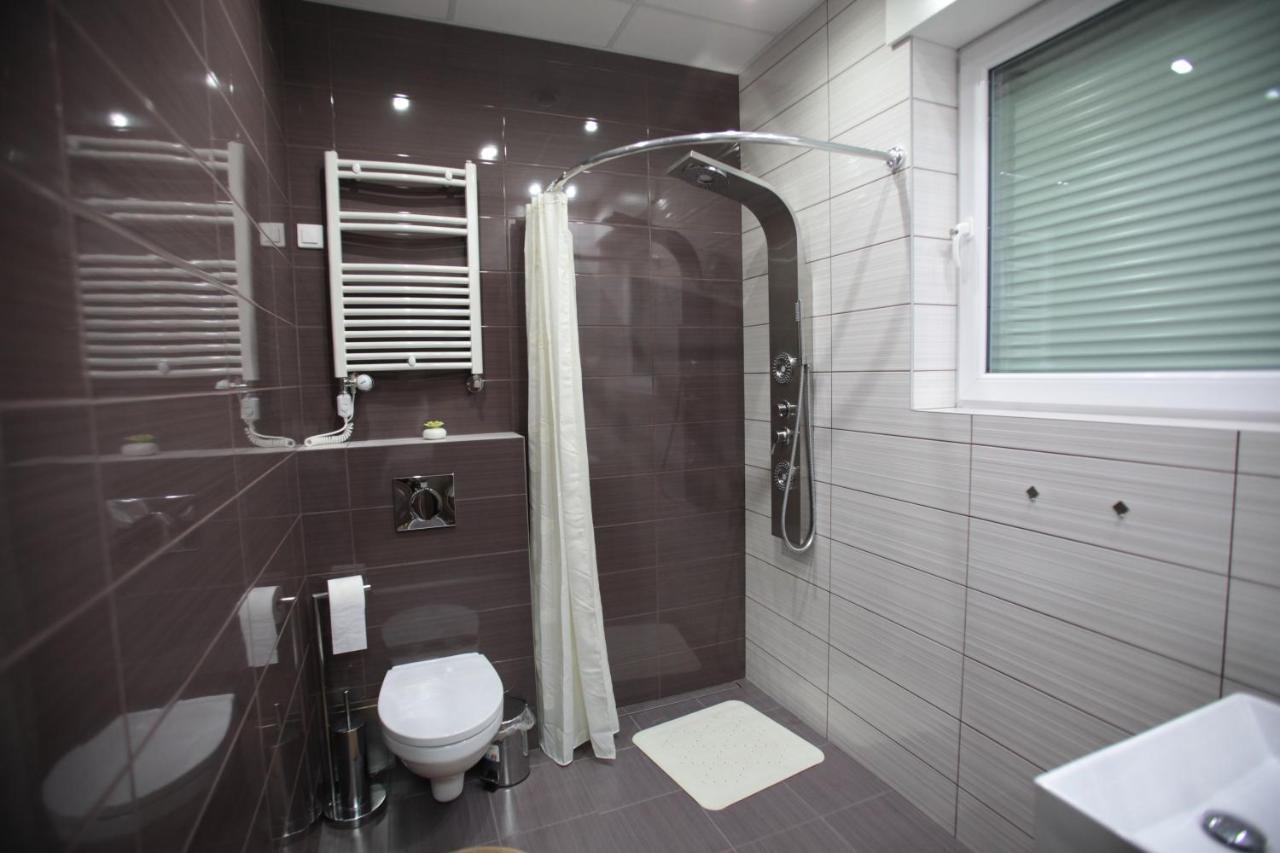 Villa B&B وارسو المظهر الخارجي الصورة