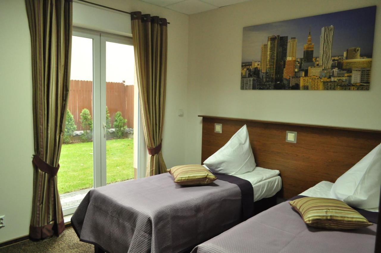 Villa B&B وارسو المظهر الخارجي الصورة