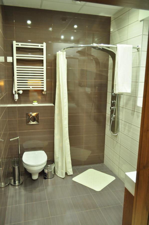 Villa B&B وارسو المظهر الخارجي الصورة
