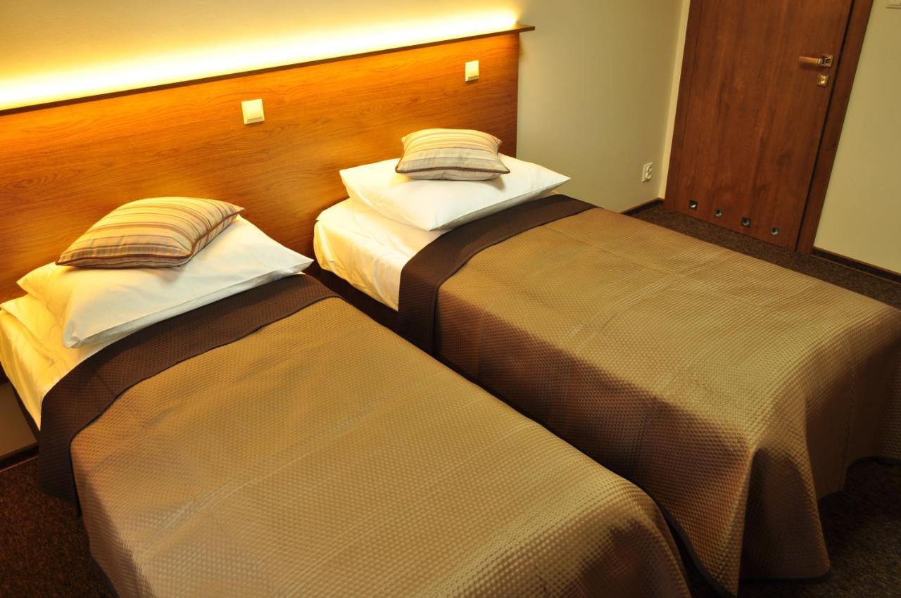 Villa B&B وارسو المظهر الخارجي الصورة